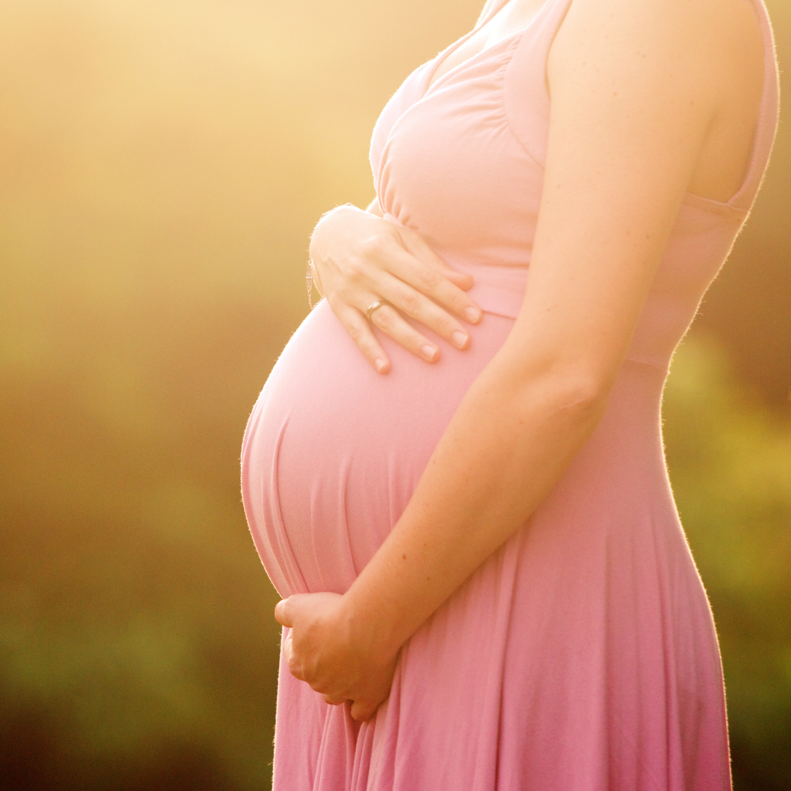 What is hypnobirthing? A page to explain how hypnobirthing can help in labour and birth